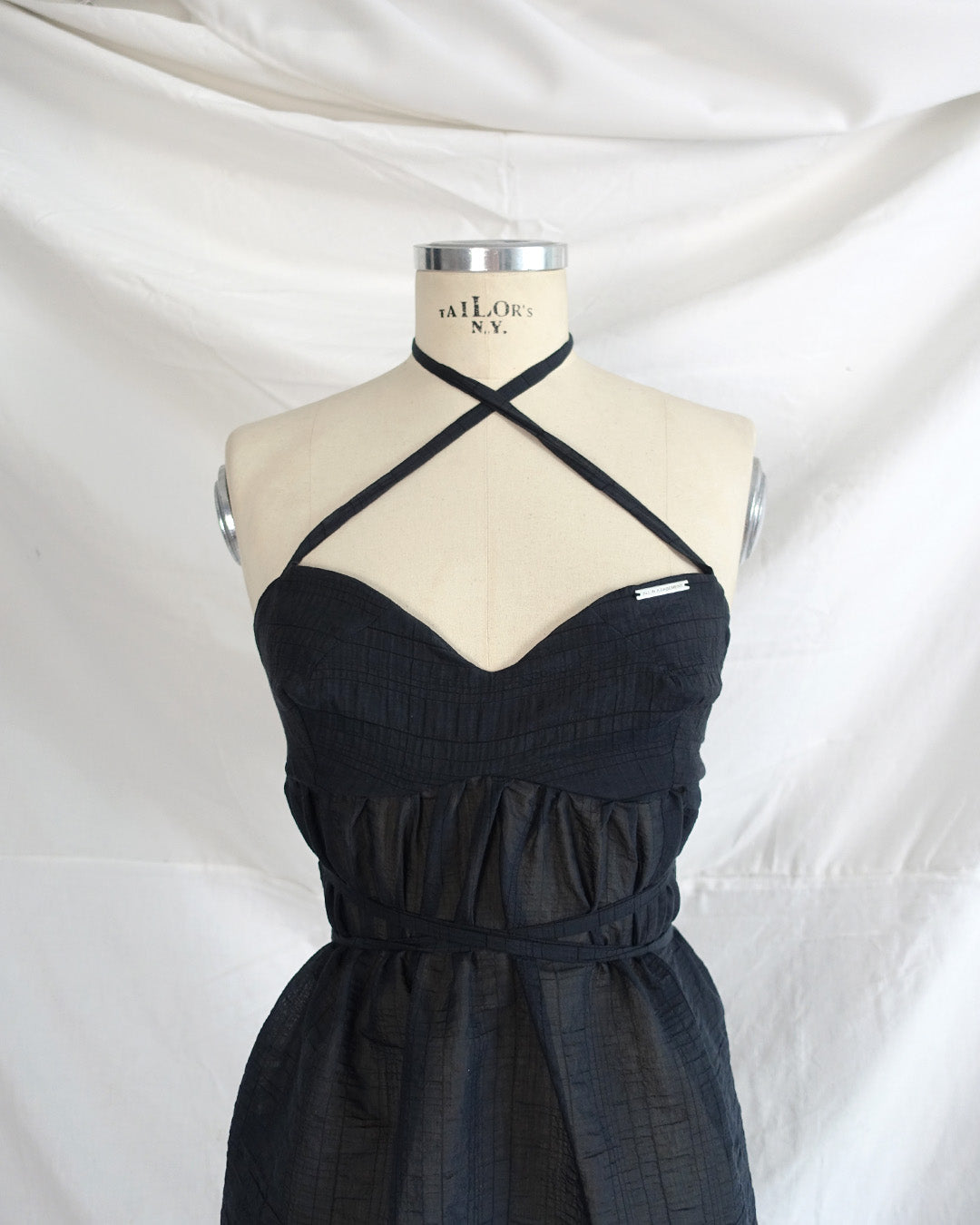 'AURORA' backless top grey