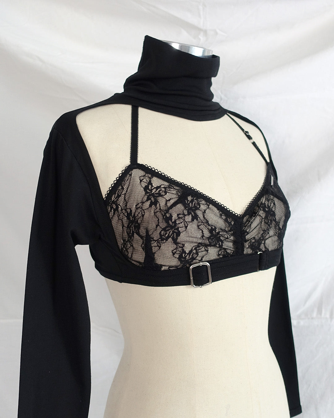 'ESSENCE' turtleneck