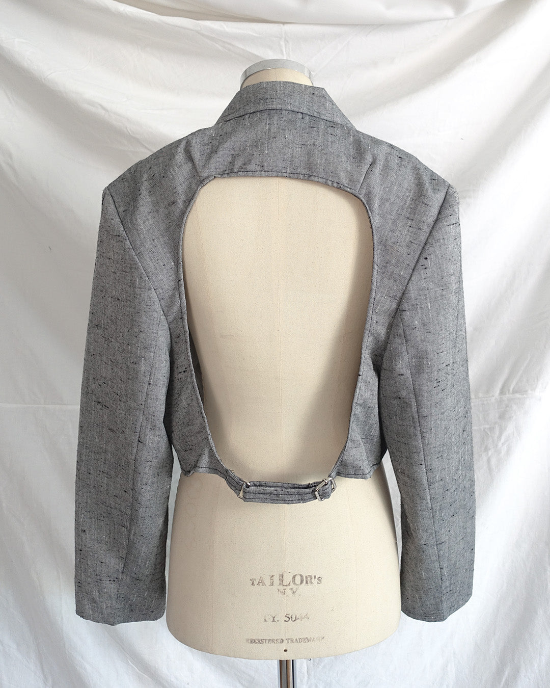 ‘O‘ blazer grey