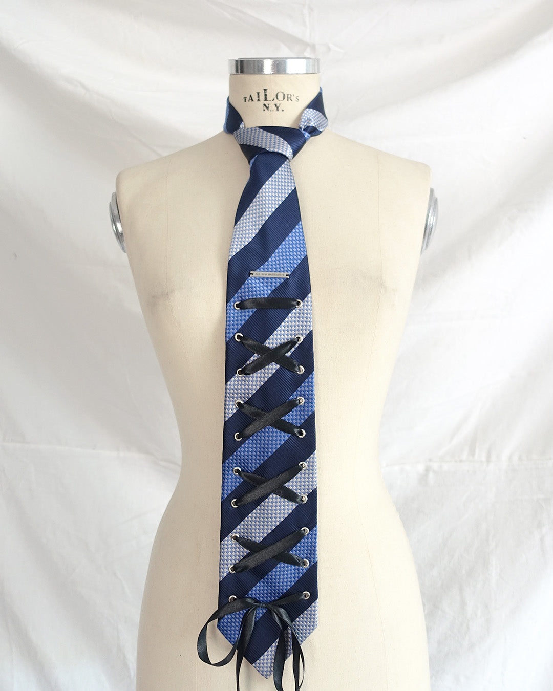 ‘JULY‘ tie blue stripes