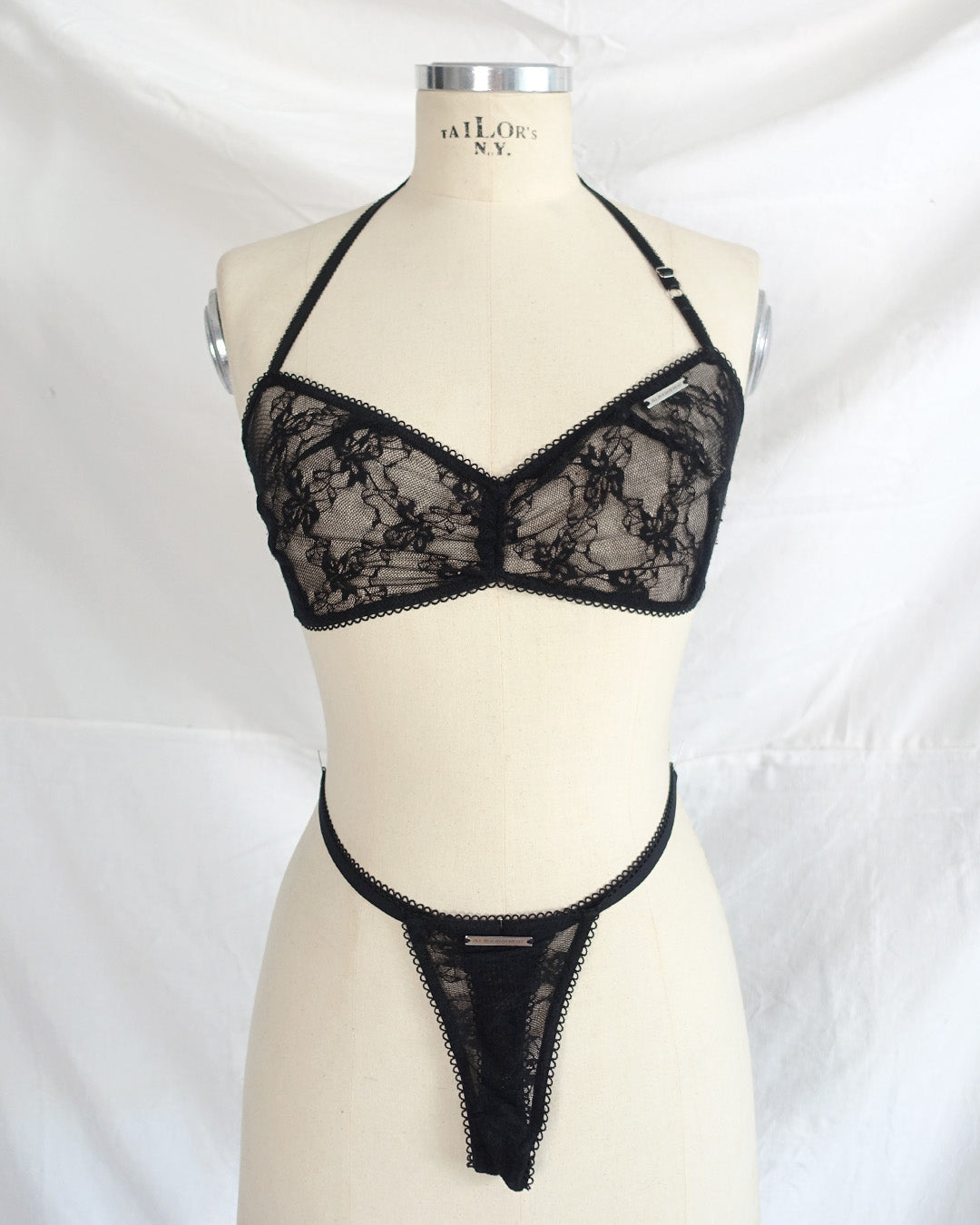 ‘MILA‘ lingerie set sample