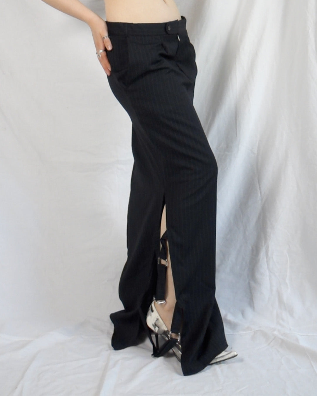 ‘SERENDIPITY‘ skirt black pinstripes
